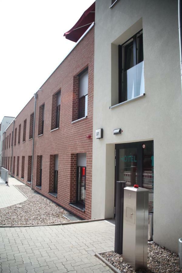 Hanselife Hotel Hamburg City Nord Exterior photo
