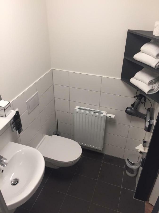 Hanselife Hotel Hamburg City Nord Exterior photo